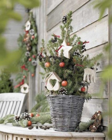 40 Small Christmas Tree Decoration Ideas
